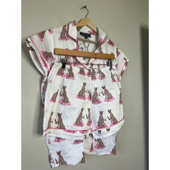 NWT Toss Animal Print Button-Down Pajama Set Short Sleepwear Pink Size: Large - Picture 2 of 6